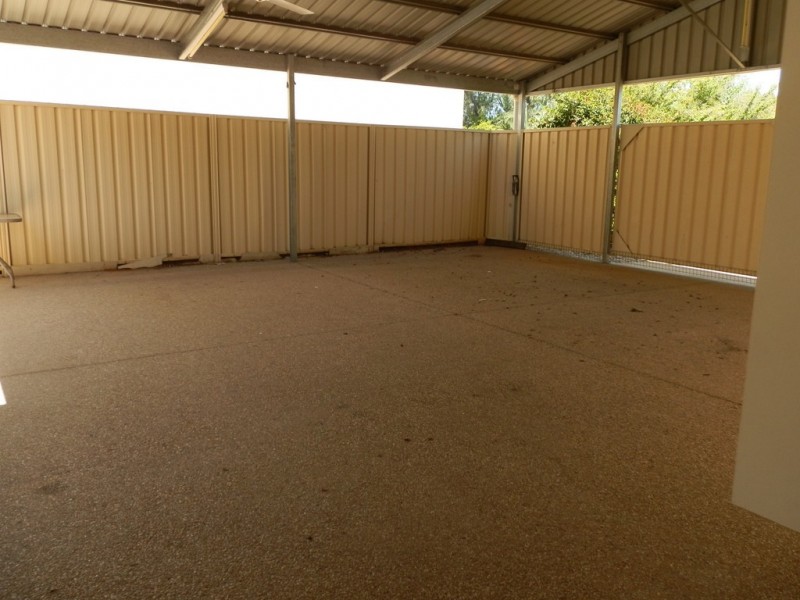 12 Ibell Court, Emerald QLD 4720