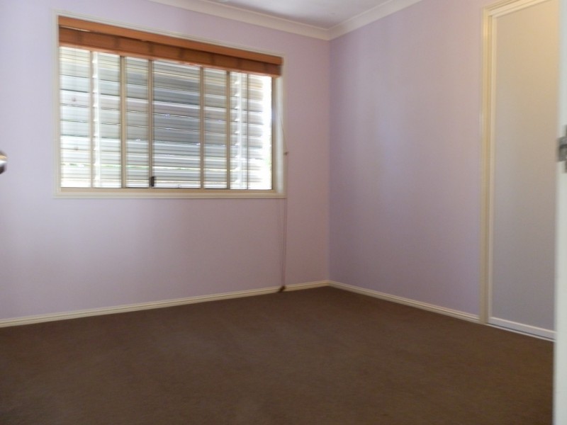 12 Ibell Court, Emerald QLD 4720