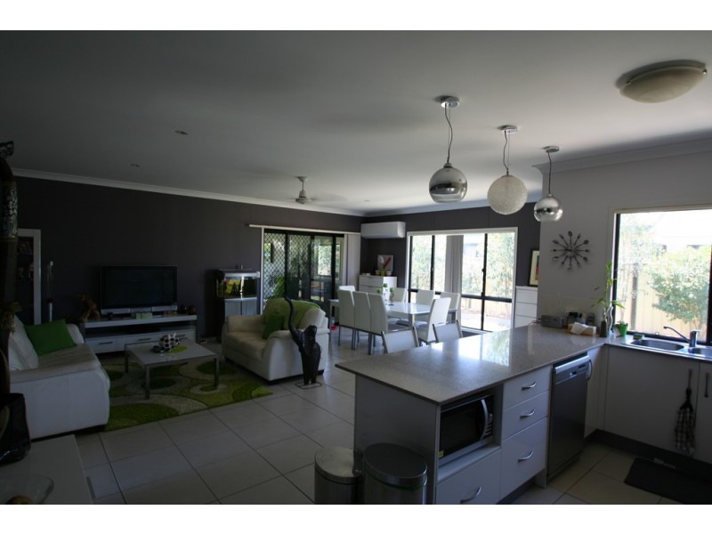 3 Glovar Street, Emerald QLD 4720