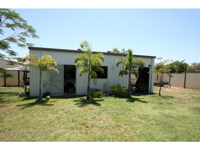 3 Glovar Street, Emerald QLD 4720