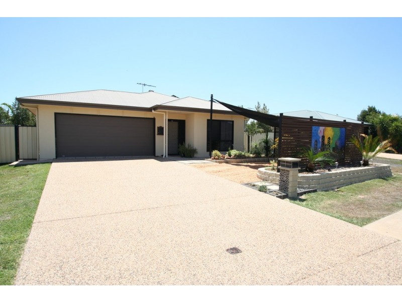 3 Glovar Street, Emerald QLD 4720