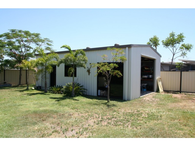 3 Glovar Street, Emerald QLD 4720