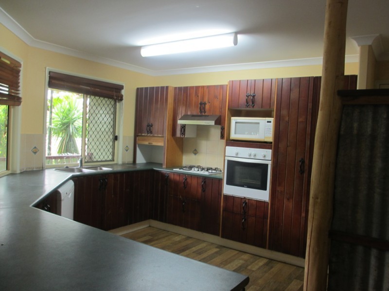5 Callaghan Street, Emerald QLD 4720