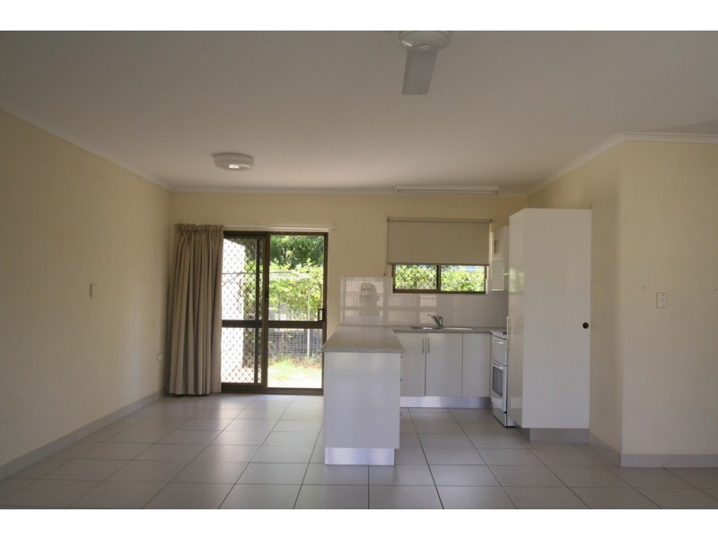 2/7 Willans street, Emerald QLD 4720