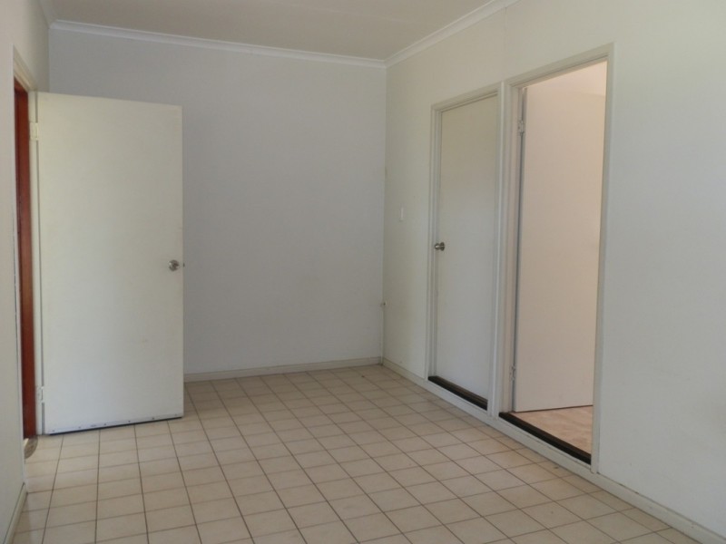 19 Dundas Street, Emerald QLD 4720
