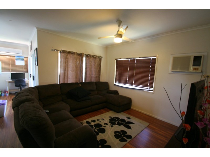 7 Alamein Drive, Emerald QLD 4720