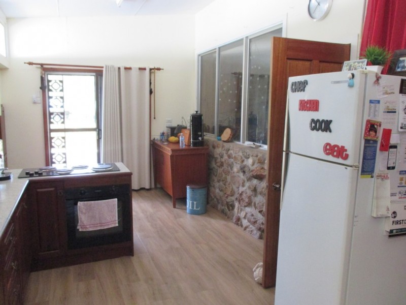 1085 Rubyvale Sapphire Road, Sapphire QLD 4702