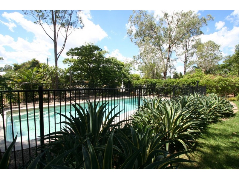 29 Quinn Street, Emerald QLD 4720