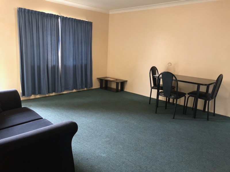 2/18 Esmond Street, Emerald QLD 4720