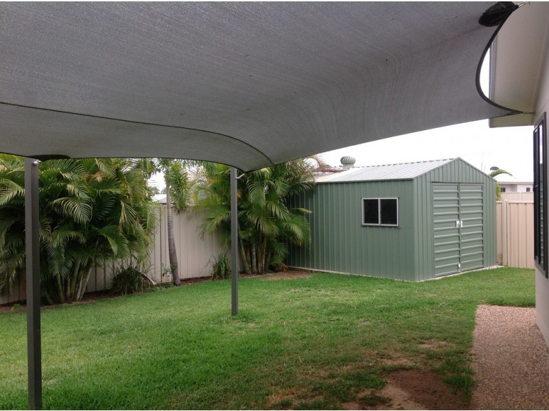 11B Brokenwood Street, Emerald QLD 4720