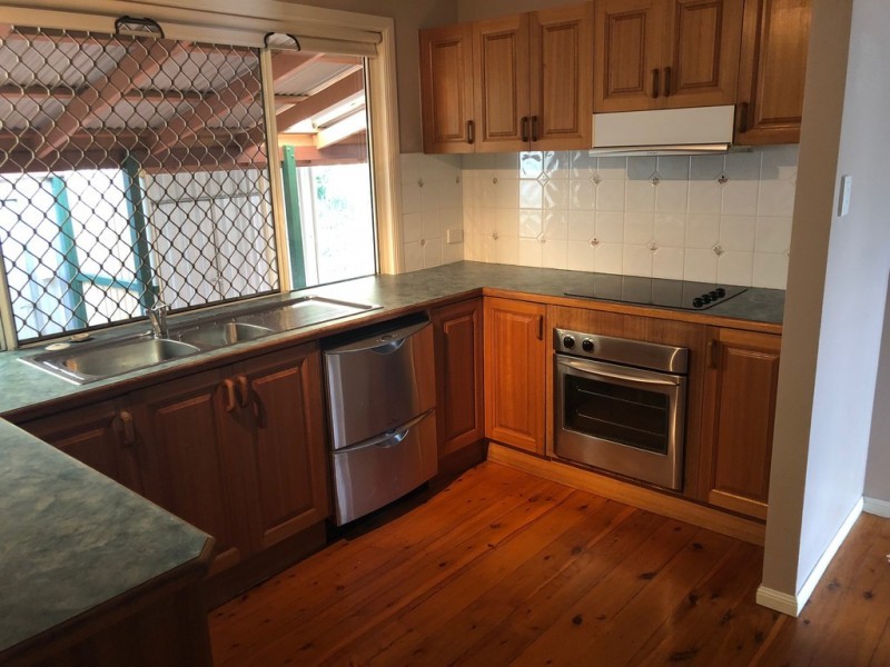 12 Statesman Drive, Emerald QLD 4720