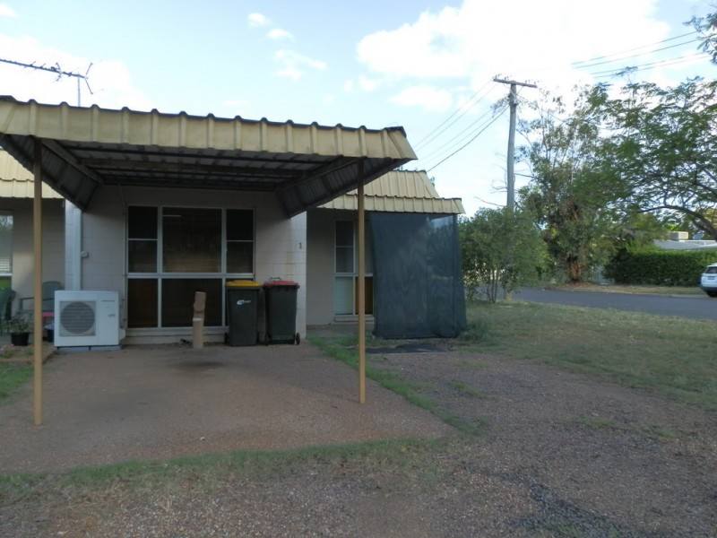 1/2 Expeller Court, Emerald QLD 4720