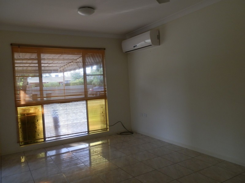 1/2 Expeller Court, Emerald QLD 4720