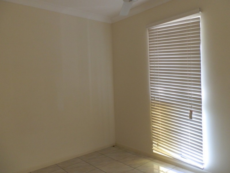 1/2 Expeller Court, Emerald QLD 4720