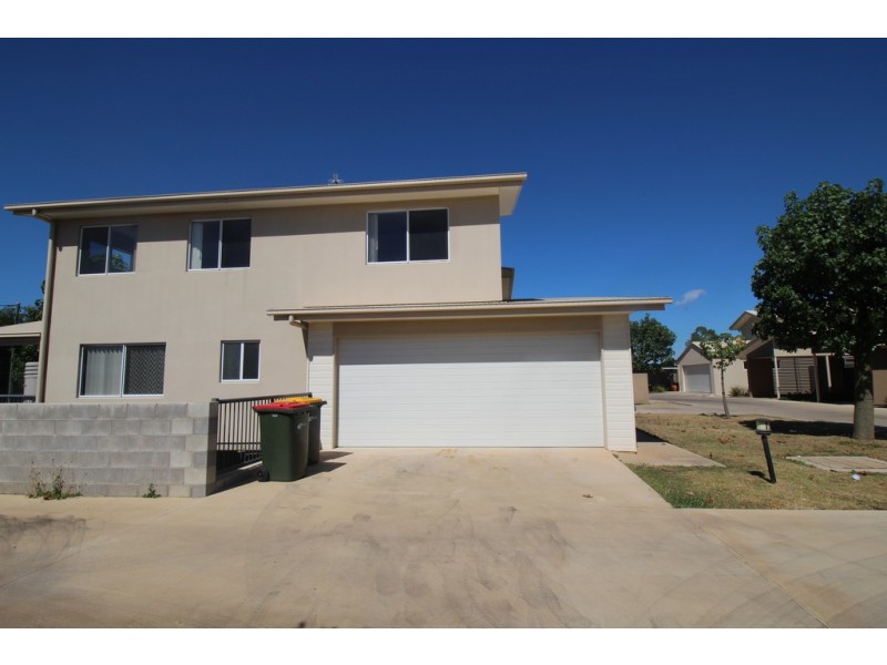 3/6 Sullivan Street, Emerald QLD 4720