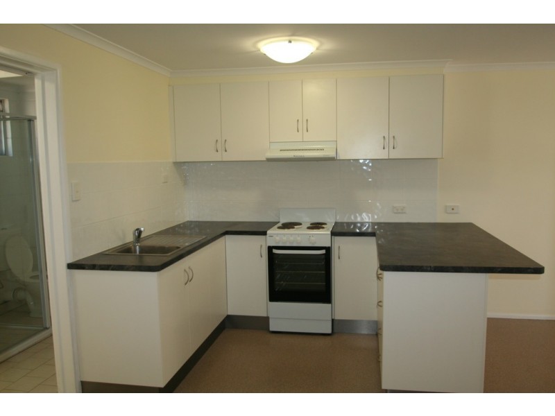 5/52 Harris Street, Emerald QLD 4720