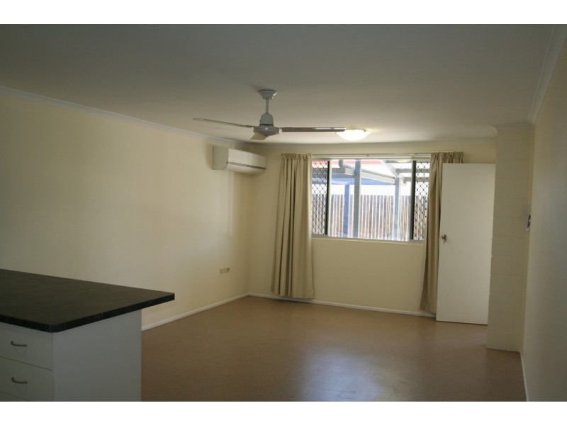 5/52 Harris Street, Emerald QLD 4720