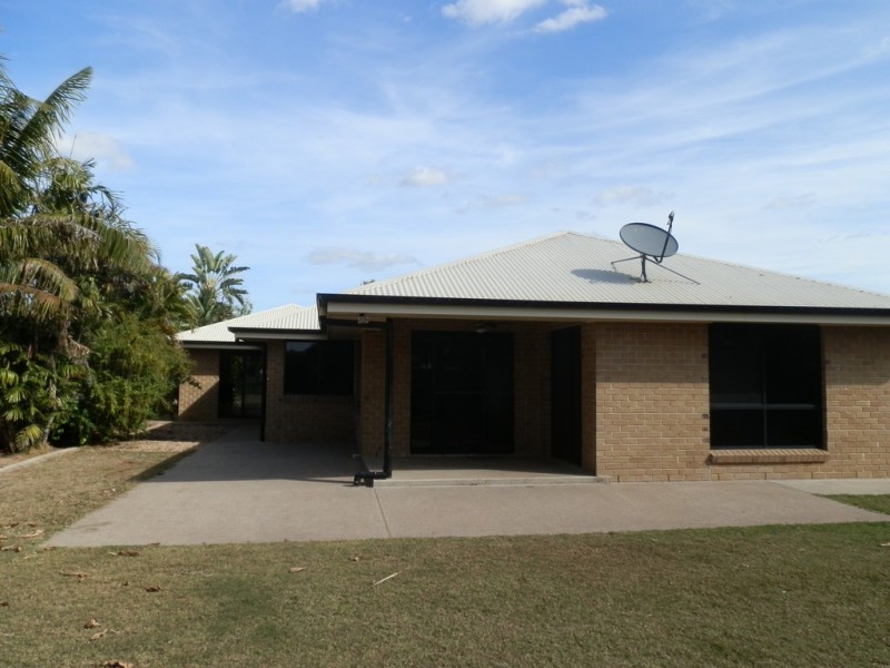 1 Siobhan Court, Emerald QLD 4720