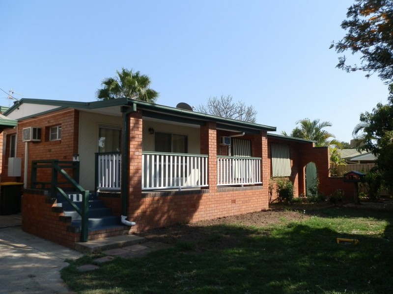 12 Expeller Court, Emerald QLD 4720