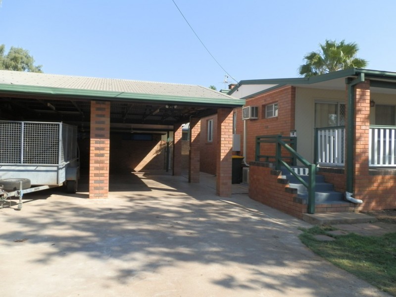 12 Expeller Court, Emerald QLD 4720