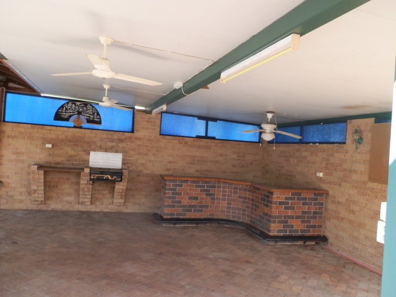 12 Expeller Court, Emerald QLD 4720