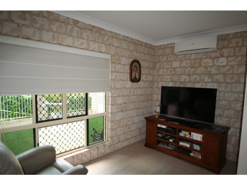 14 Staunton Street, Emerald QLD 4720