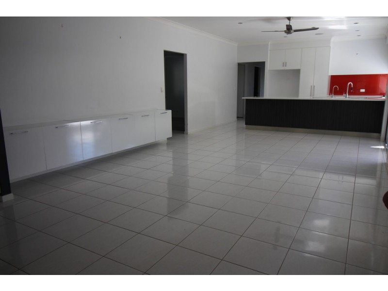 11 Paperbark Place, Emerald QLD 4720