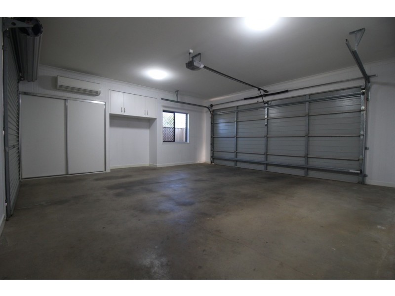 11 Paperbark Place, Emerald QLD 4720