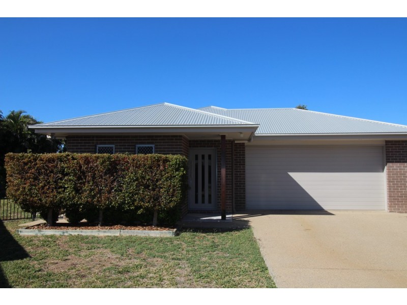 11 Paperbark Place, Emerald QLD 4720