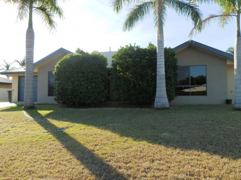 7 Coombs Court, Emerald QLD 4720