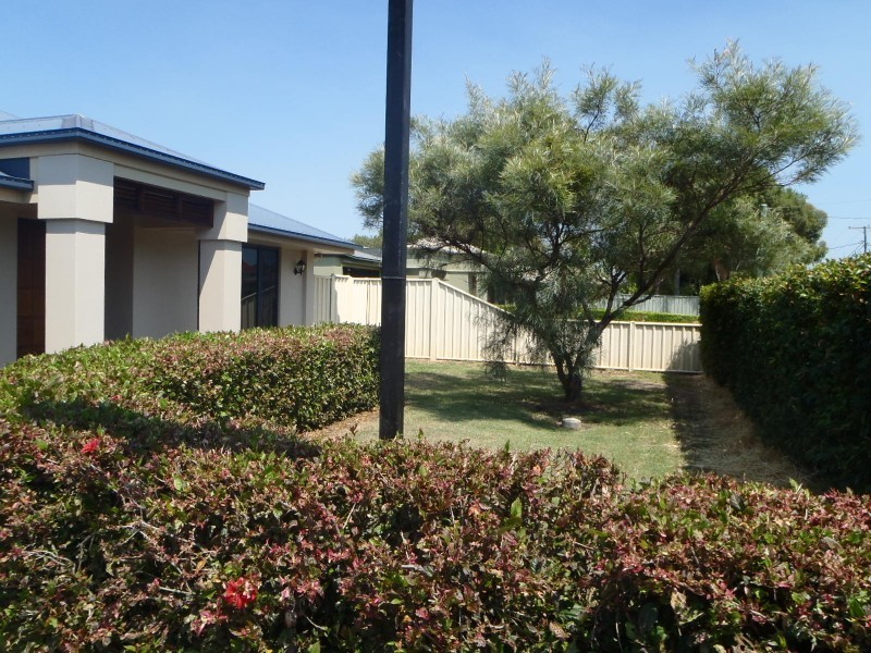 3 Russ Layton Drive, Emerald QLD 4720