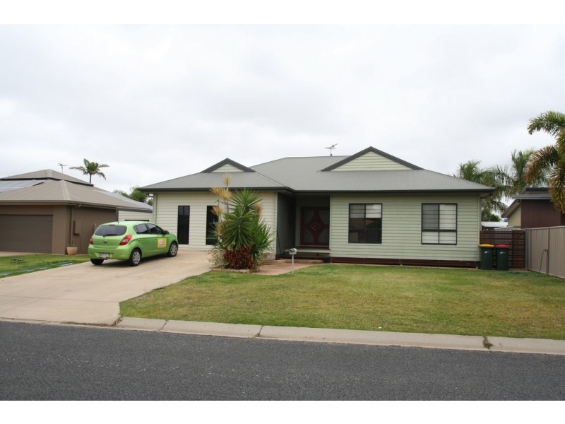 10 Baldwin Street, Emerald QLD 4720