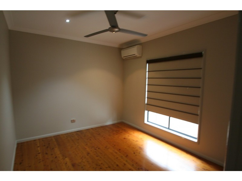 10 Baldwin Street, Emerald QLD 4720