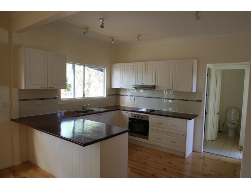 70 Baker Street, Emerald QLD 4720