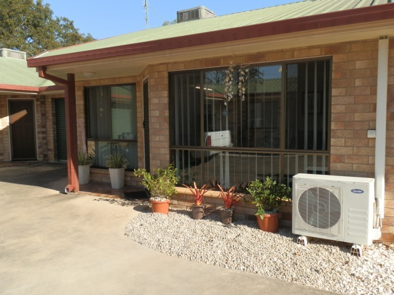 3/126 Opal Street, Emerald QLD 4720