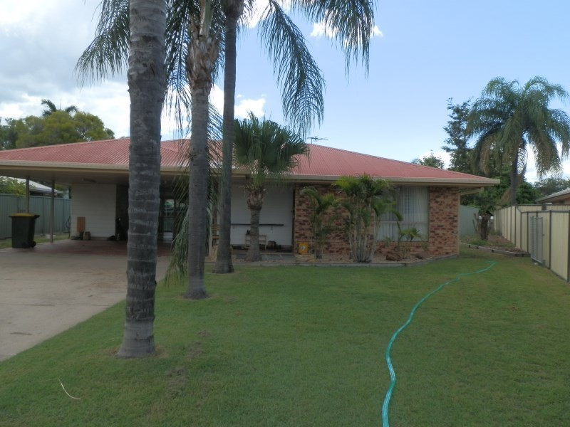 30 Bridgeman Street, Emerald QLD 4720