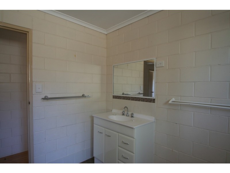 12/69 Esmond Street, Emerald QLD 4720