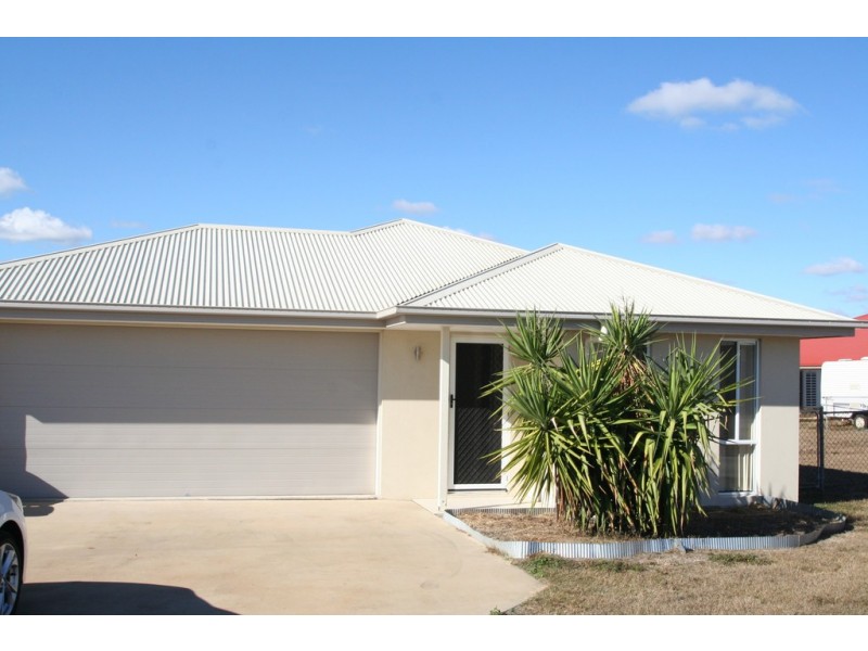 12 Mount Macarthur Boulevard, Capella QLD 4723