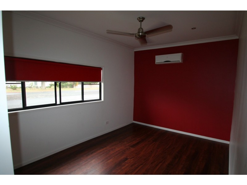 76 Anakie Street, Emerald QLD 4720