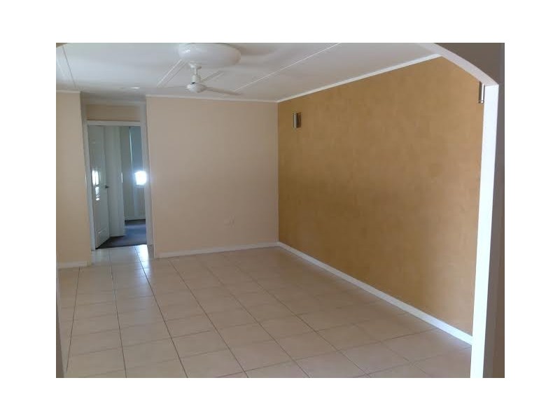 105 Borilla Street, Emerald QLD 4720