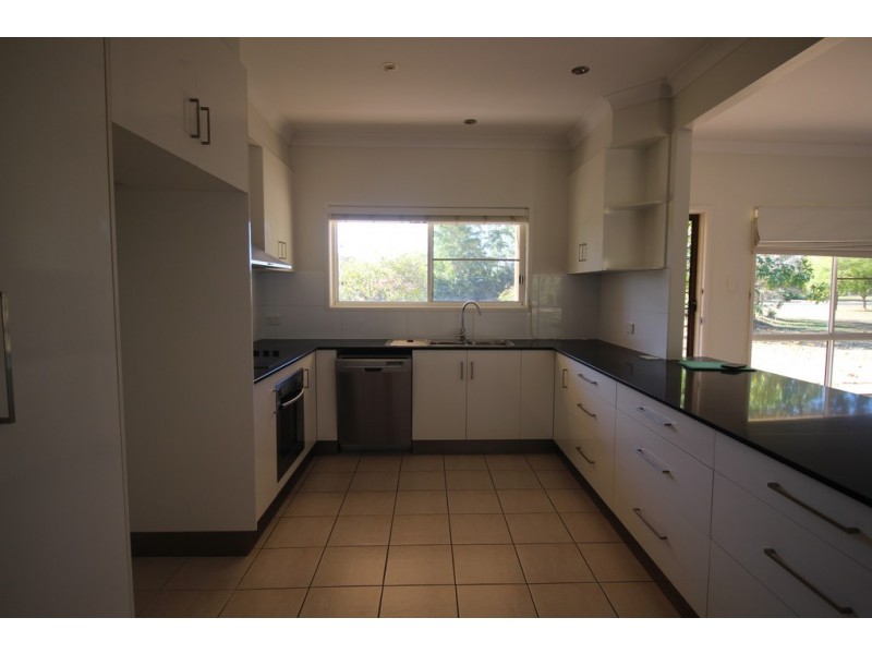 28 Slack Drive, Emerald QLD 4720