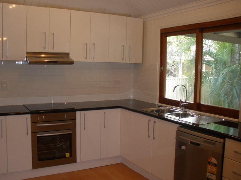 4 Little Street, Emerald QLD 4720