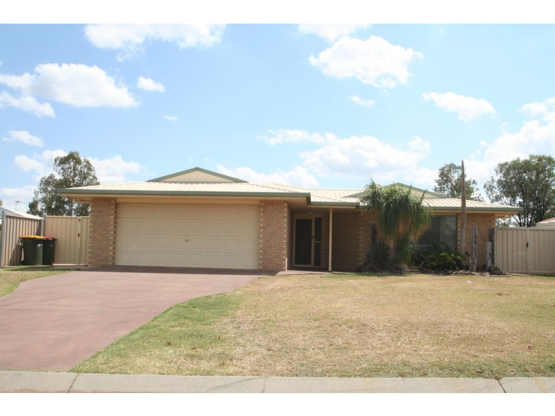 72 Crinum Crescent, Emerald QLD 4720