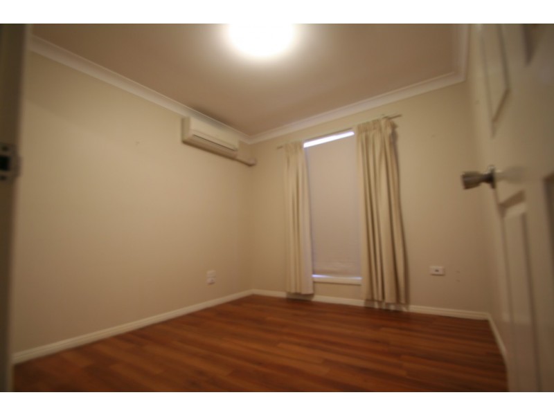72 Crinum Crescent, Emerald QLD 4720