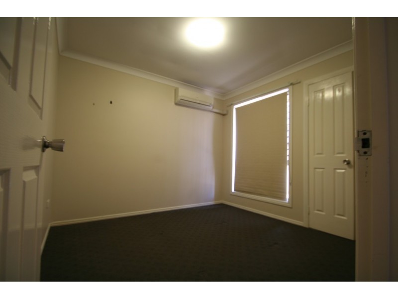 72 Crinum Crescent, Emerald QLD 4720