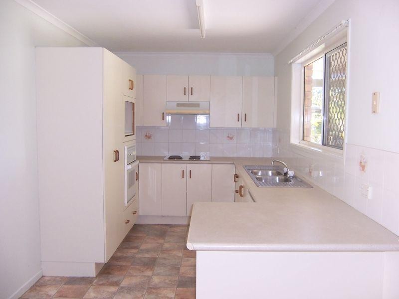 3 GALLAGHER PLACE, Emerald QLD 4720