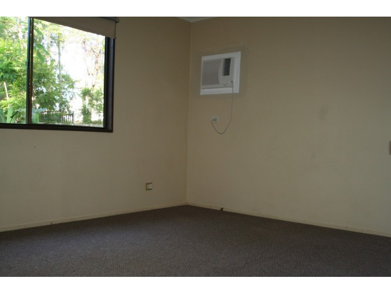10 Mellish Crescent, Emerald QLD 4720