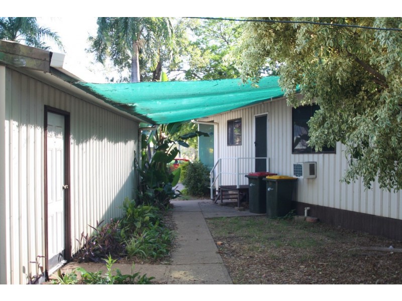 10 Mellish Crescent, Emerald QLD 4720