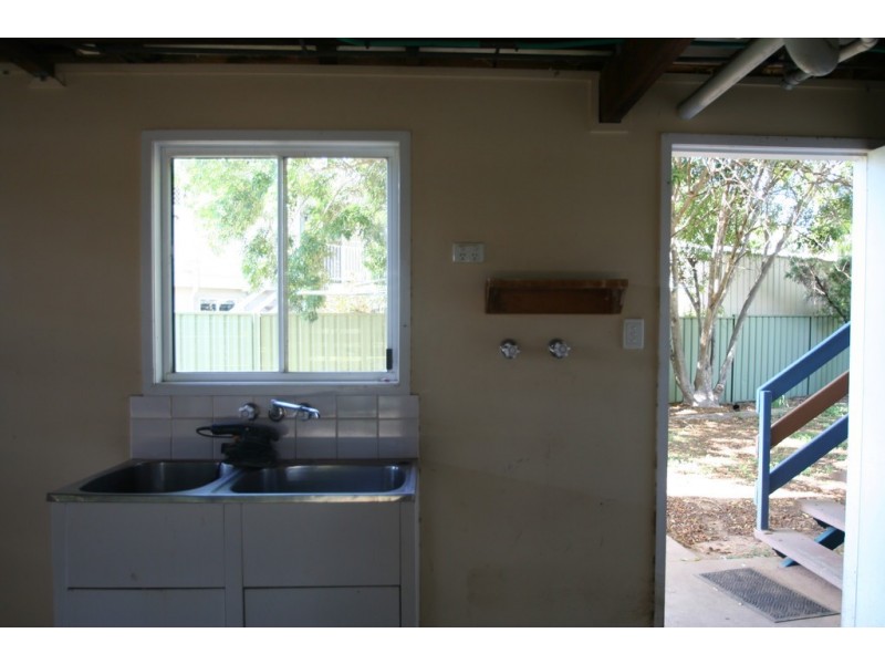 20 Roseanne Road, Emerald QLD 4720