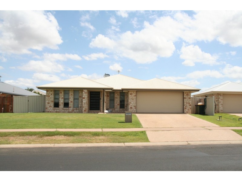 41 Andrews Road, Emerald QLD 4720